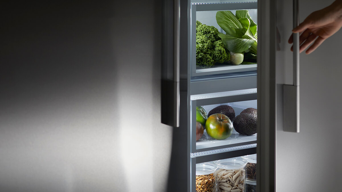 Intelligent cooling tailored to usage patterns